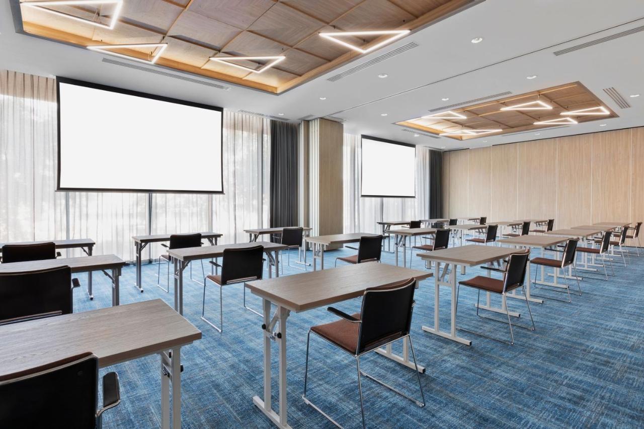Courtyard By Marriott Szczecin City Ngoại thất bức ảnh