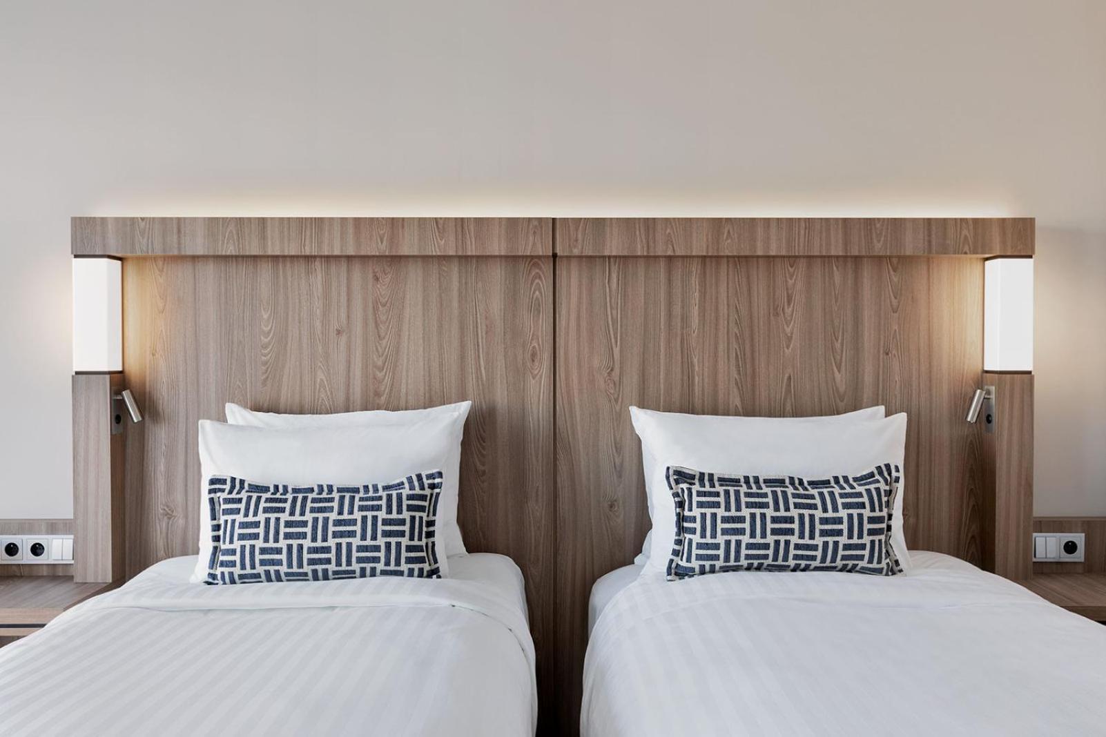 Courtyard By Marriott Szczecin City Ngoại thất bức ảnh
